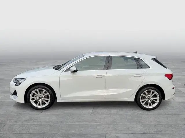 Gebraucht Audi A3 Advanced 150 PS (110 kW) 2025 Weiß Limousine