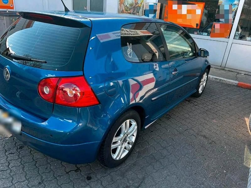 Usata VW Golf V 80 CV (58 kW) 2007 Blu Utilitaria