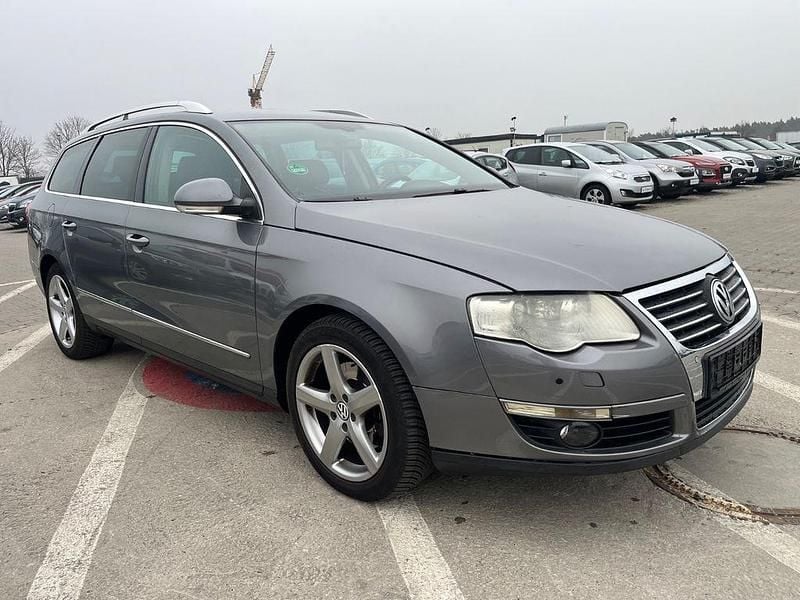 Grau Gebraucht 2006 VW Passat Highline Kombi | 2.499 € (Guter Preis) - Bild 1/4