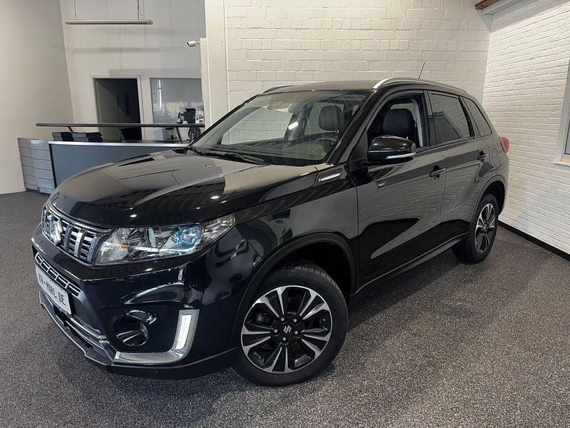 Schwarz Gebraucht 2019 Suzuki Vitara SUV | 20.990 € (Fairer Preis) - Bild 1/4