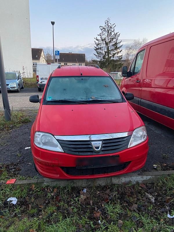 Rot Gebraucht 2009 Dacia Logan Kombi | 2.300 € (Fairer Preis) - Bild 1/4