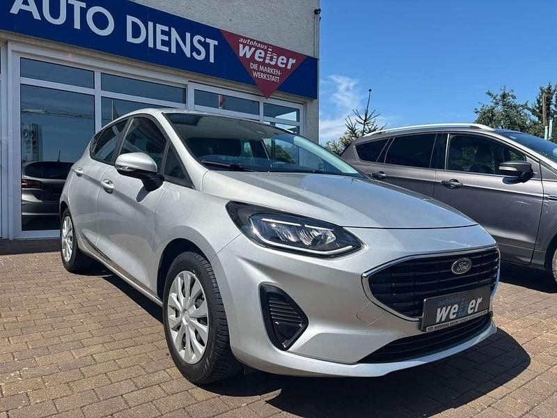 Polar silber Gebraucht 2022 Ford Fiesta Cool & Connect Kleinwagen | 15.550 € (Guter Preis) - Bild 1/4