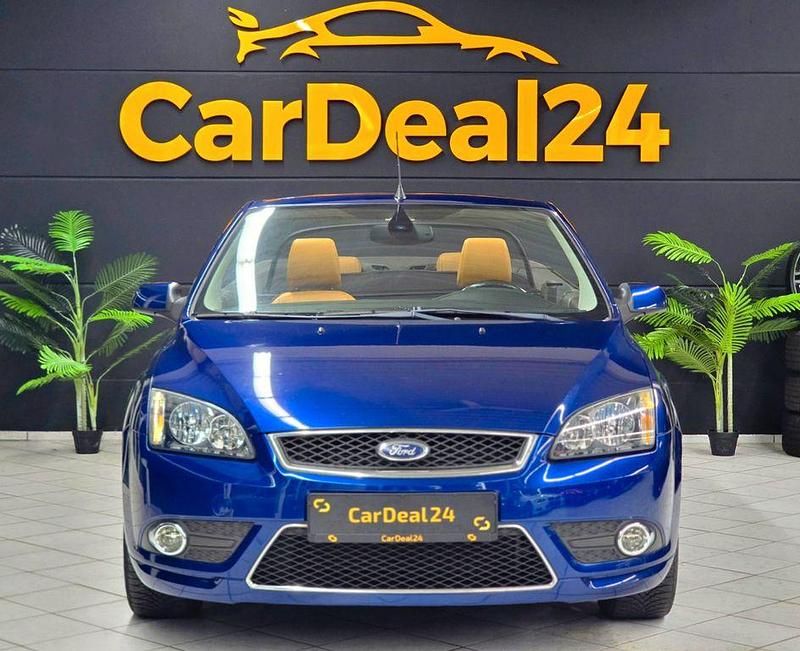 Gebraucht Ford Focus Cabriolet Titanium 145 PS (106 kW) 2007 Blau Cabrio