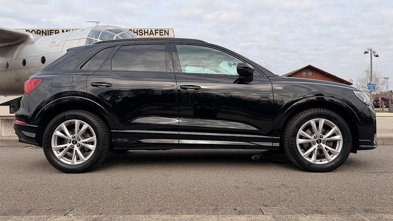Gebraucht Audi Q3 S-Line 150 PS (110 kW) 2023 Schwarz SUV