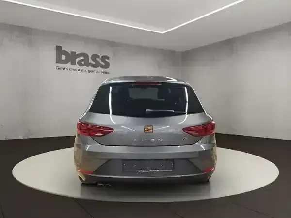 Gebraucht Seat Leon FR 179 PS (131 kW) 2017 Pirineos grau Limousine