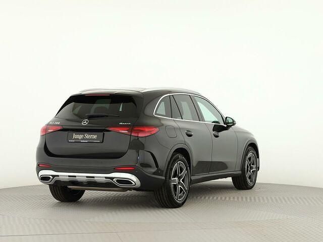 Gebraucht Mercedes GLC200 AMG 227 PS (166 kW) 2024 Obsidianschwarz  metalliclack SUV