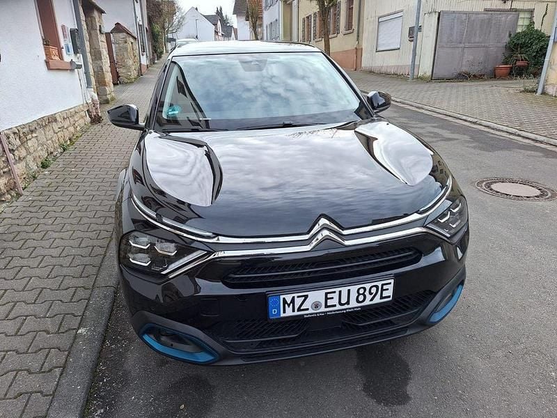 Gebraucht Citroën e-C4 Shine 100 kW (136 PS) 2022 Schwarz Limousine