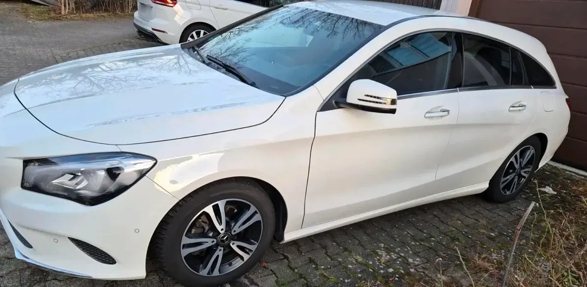 Gebraucht Mercedes CLA200 152 PS (111 kW) 2017 Weiß Coupé