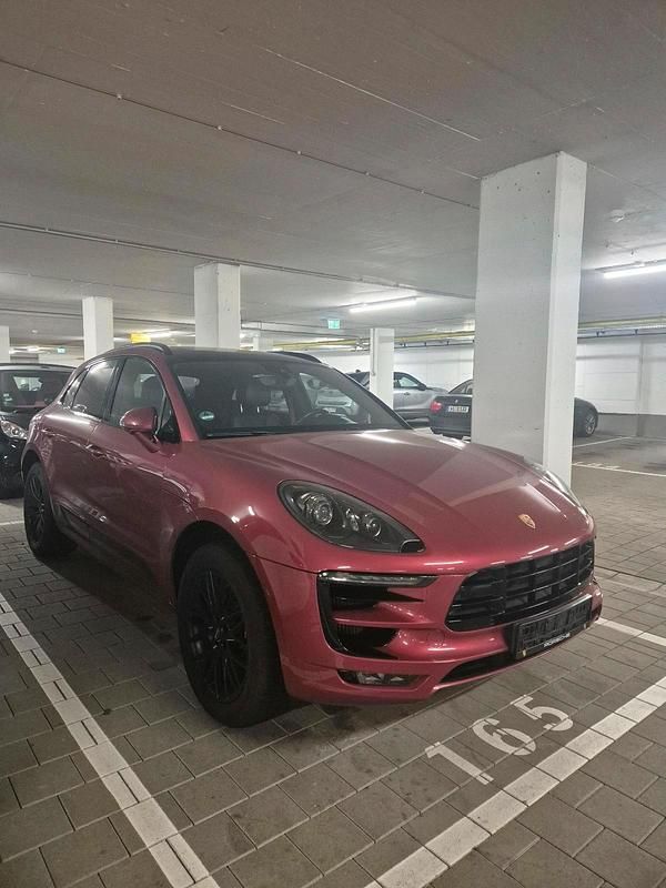 Gebraucht Porsche Macan Turbo 400 PS (294 kW) 2015 Rot SUV