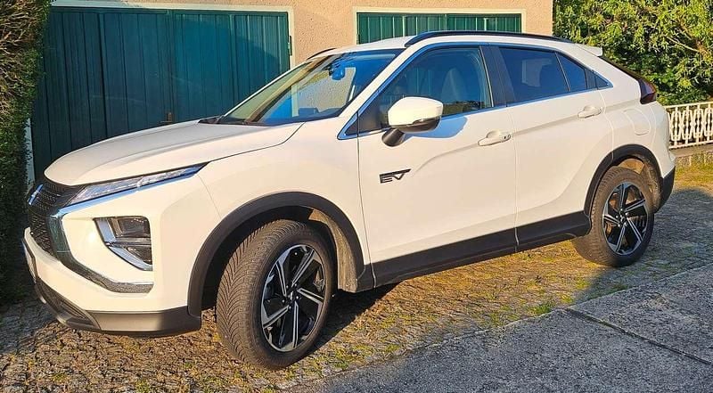 Weiß Gebraucht 2021 Mitsubishi Eclipse Cross SUV | 19.500 € (Superpreis) - Bild 1/4