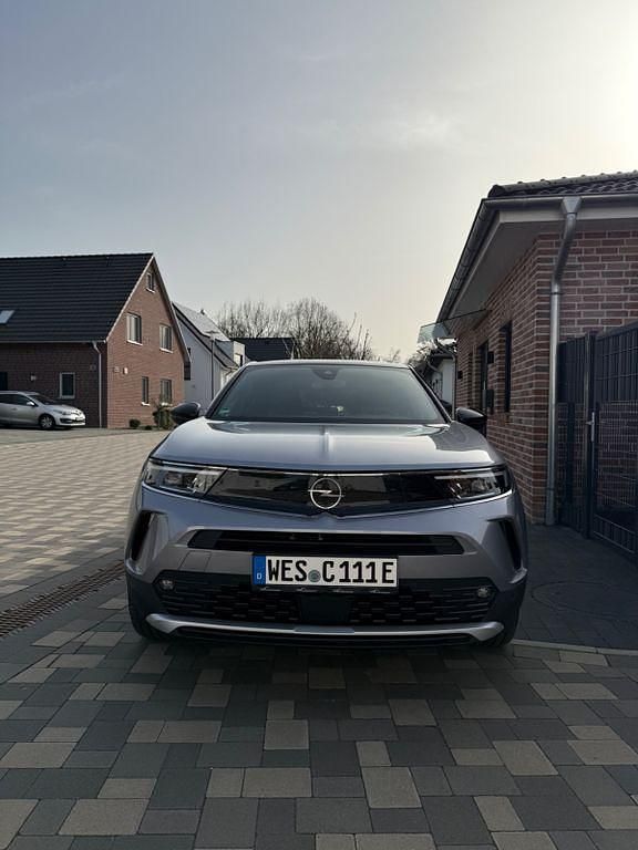 Gebraucht Opel Mokka-e Ultimate 100 kW (136 PS) 2022 Silber SUV
