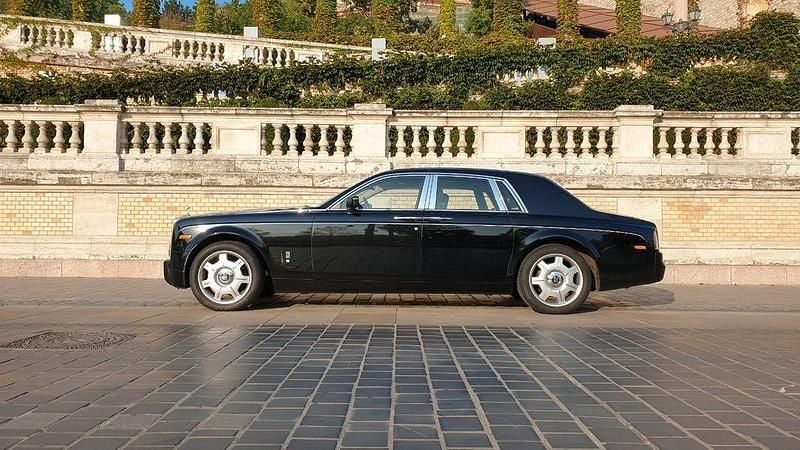 Schwarz Gebraucht 2007 Rolls Royce Phantom Limousine | 107.520 € - Bild 1/4