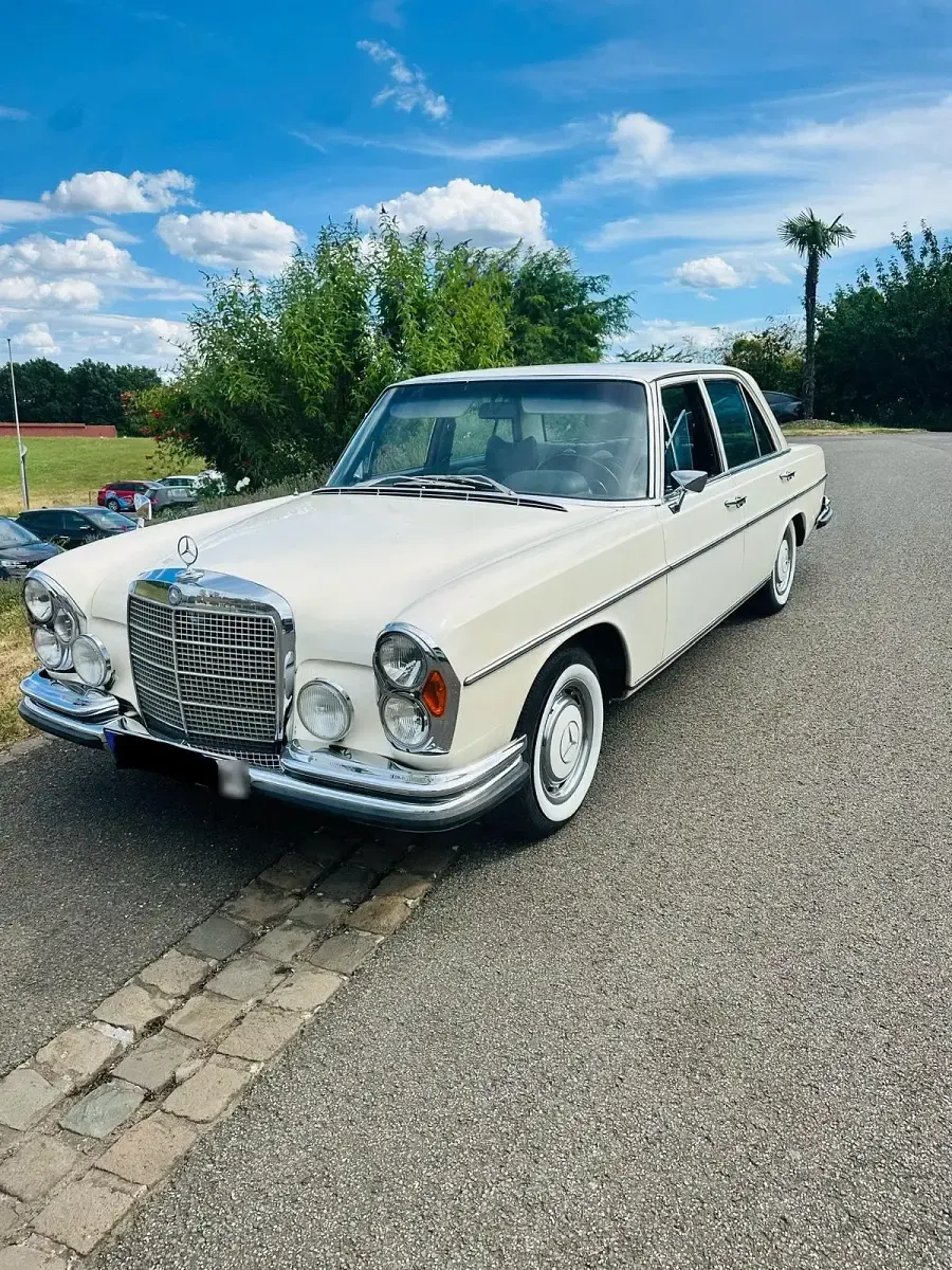 Gebraucht Mercedes W108 200 PS (147 kW) 1971 Weiß Limousine