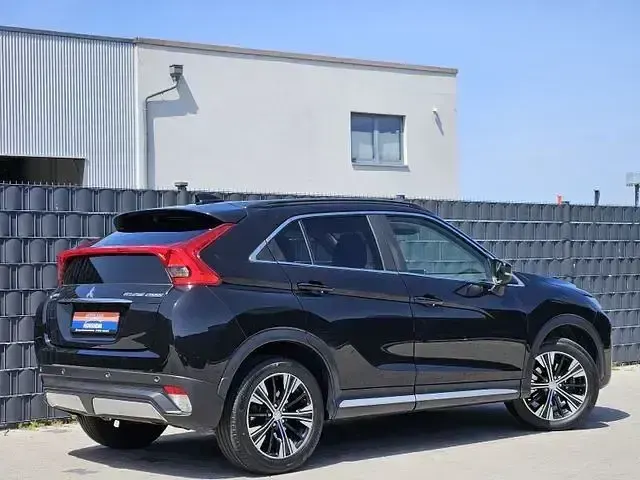 Gebraucht Mitsubishi Eclipse Cross Edition 163 PS (119 kW) 2018 Schwarz SUV