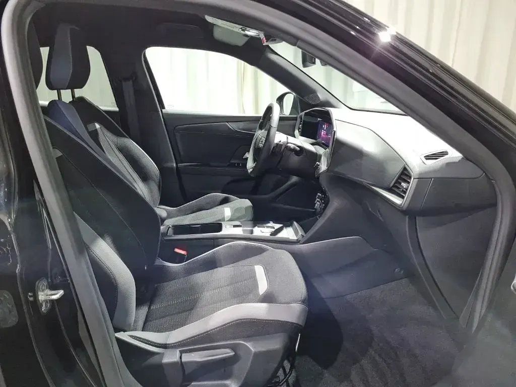 Gebraucht Opel Mokka 131 PS (96 kW) 2025 Schwarz, karbon schwarz metallic SUV