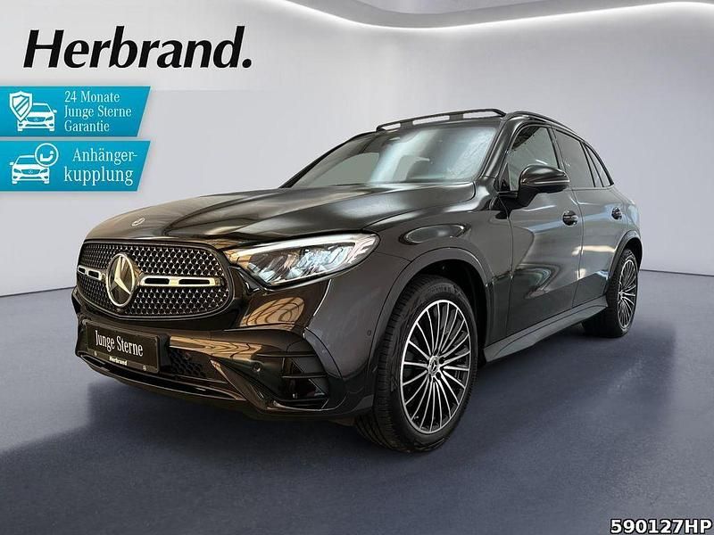 Schwarz Gebraucht 2024 Mercedes GLC300 AMG SUV | 61.970 € (Fairer Preis) - Bild 1/4