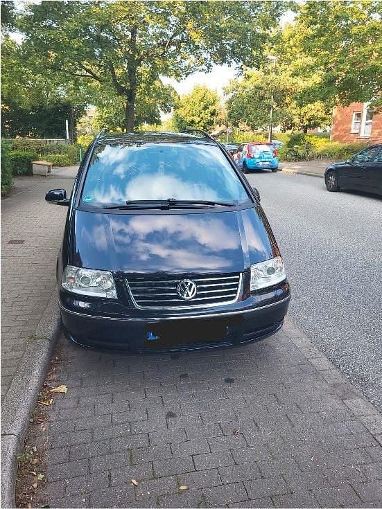 Gebraucht VW Sharan Exclusive 140 PS (102 kW) 2010 Schwarz Van / Kleinbus