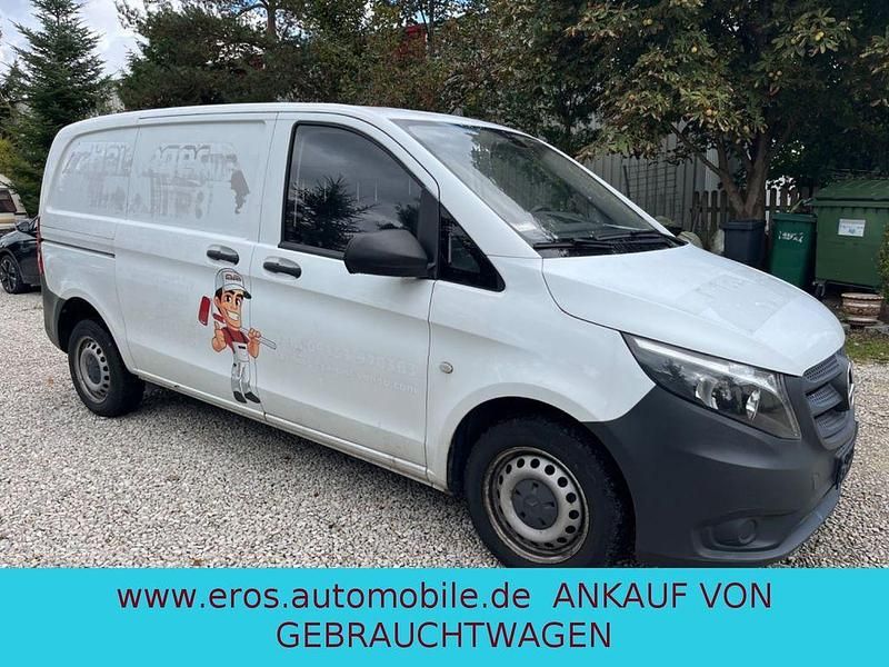 Gebraucht Mercedes Vito 114 PS (83 kW) 2017 Weiß Van