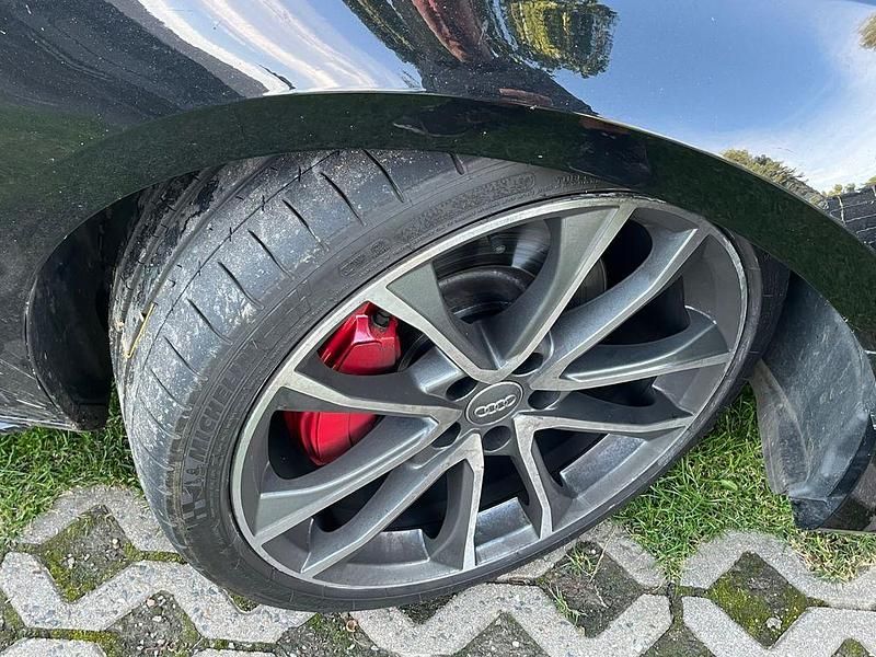 Second-hand Audi A4 Black Edition 252 CP (185 kW) 2018 Negru Break