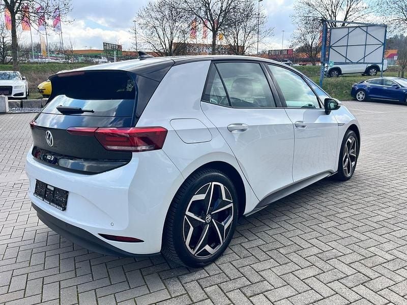 Gebraucht VW ID.3 Pro 150 kW (204 PS) 2022 Weiß Kleinwagen