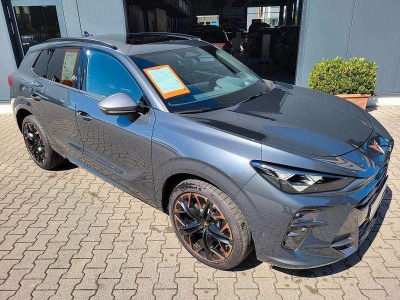 Grau Neu 2025 Cupra Terramar VZ SUV | 51.150 € (Etwas zu teuer) - Bild 1/4