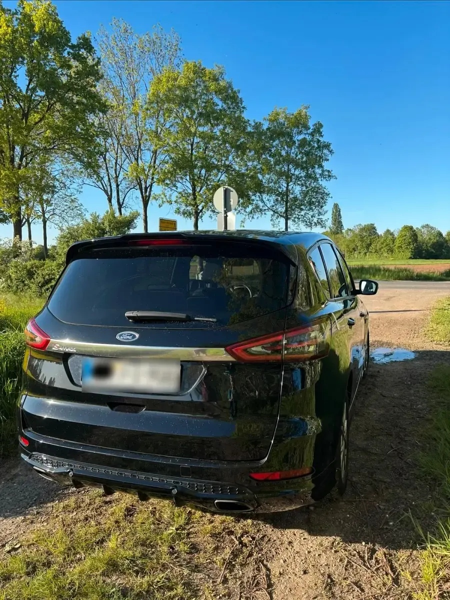 Gebraucht Ford S-MAX ST 240 PS (176 kW) 2018 Schwarz Van / Kleinbus