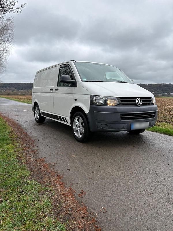 Gebraucht VW Transporter 102 PS (75 kW) 2010 Weiß Van