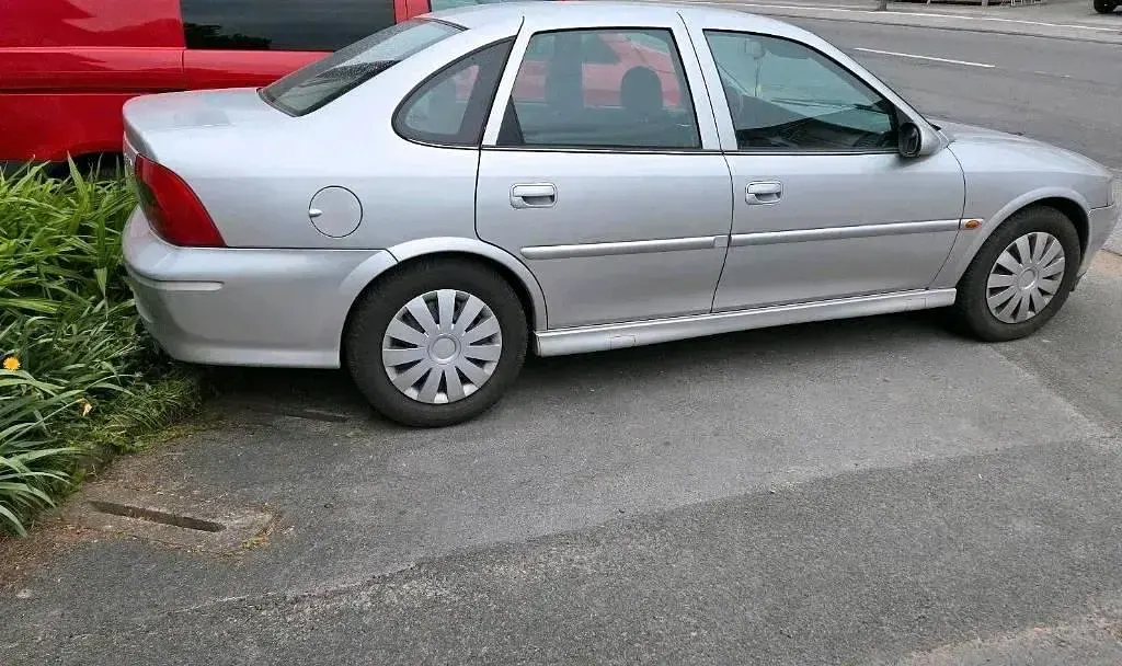 Gebraucht Opel Vectra 125 PS (91 kW) 2002 Silber Limousine
