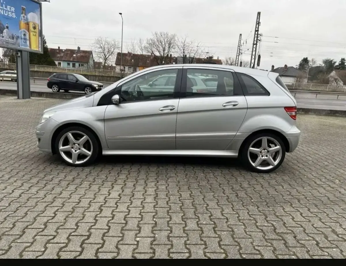Gebraucht Mercedes B200 136 PS (100 kW) 2006 Van / Kleinbus