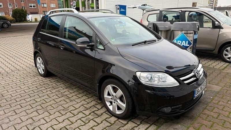 Schwarz Gebraucht 2008 VW Golf Plus Cross Van / Kleinbus | 8.200 € (Fairer Preis) - Bild 1/4