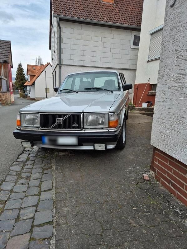 Gebraucht Volvo 240 115 PS (84 kW) 1989 Silber Kombi