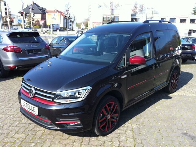 Gebraucht VW Caddy Highline 102 PS (75 kW) 2018 Schwarz Van / Kleinbus