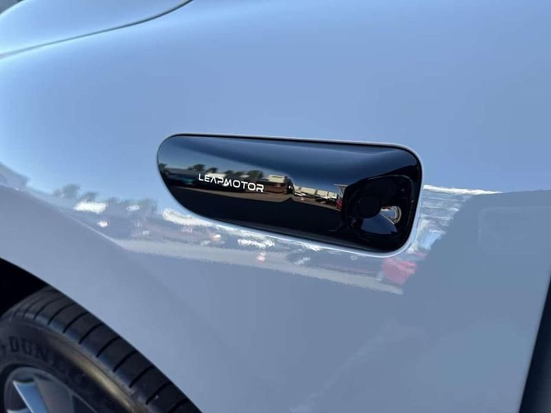 Neu Leapmotor C10 219 kW (299 PS) 2026 Tundra grey SUV