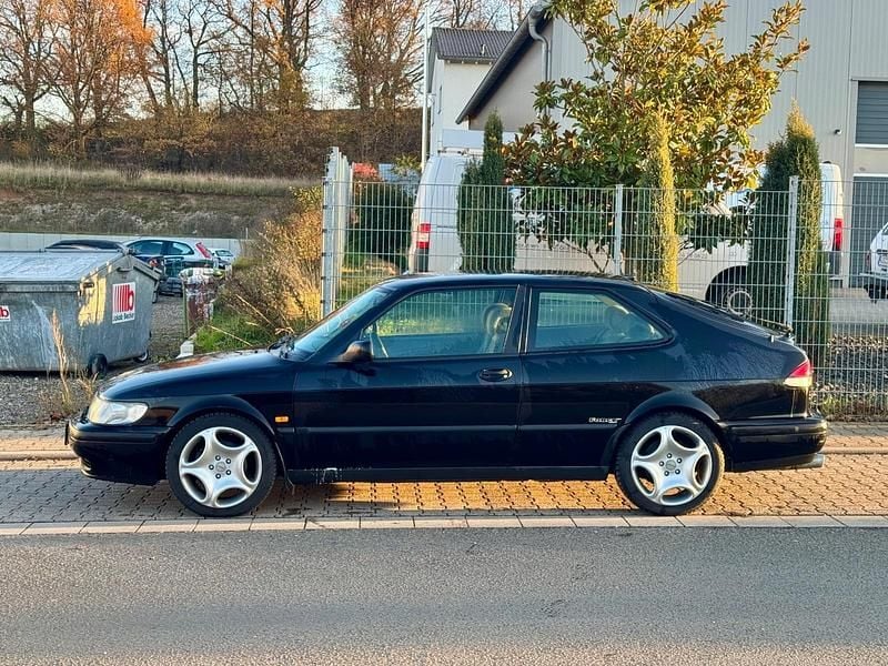 Schwarz Gebraucht 1998 Saab 9-3 Coupé | 2.500 € (Fairer Preis) - Bild 1/4