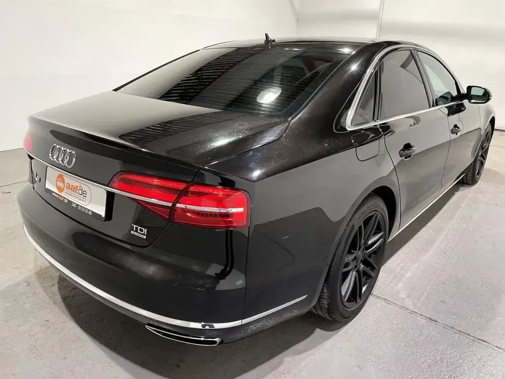 Gebraucht Audi A8 Ambiente 262 PS (192 kW) 2015 Schwarz Limousine