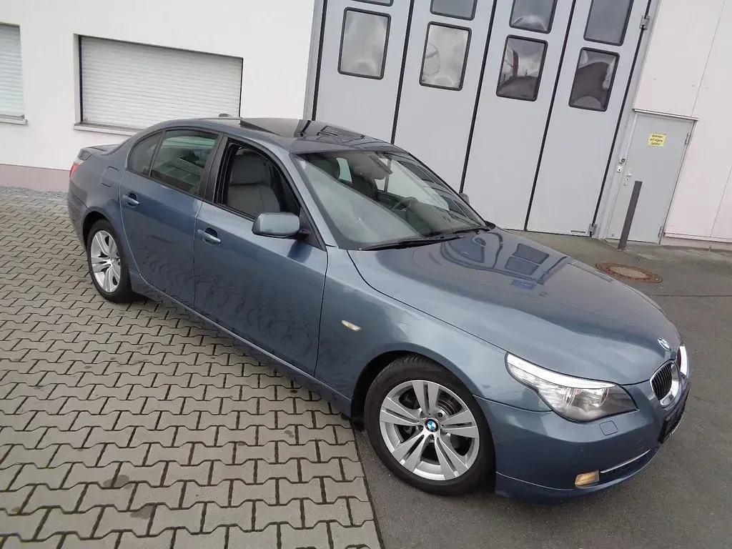 Gebraucht BMW 525 Efficient Dynamics 218 PS (160 kW) 2009 Grau Limousine