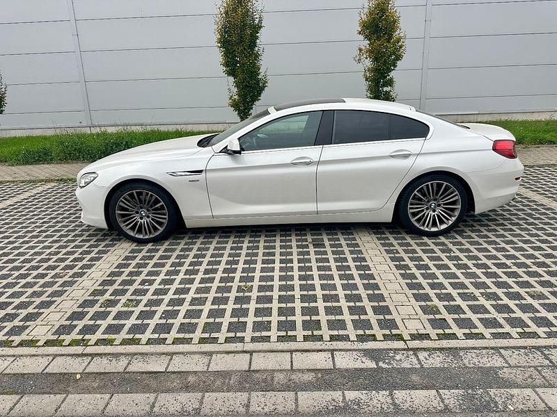 Weiß Gebraucht 2012 BMW 640 Sport Line Coupé | 18.500 € (Fairer Preis) - Bild 1/4