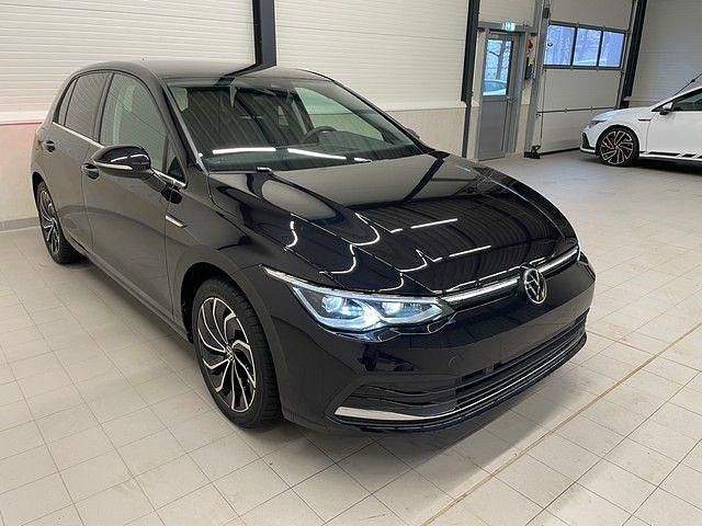 Gebraucht VW Golf VII Style 150 PS (110 kW) 2021 Schwarz Kleinwagen