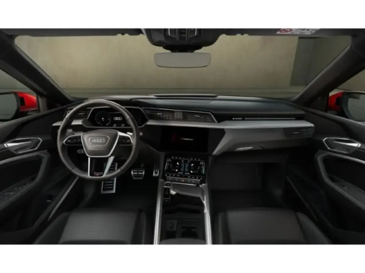 Gebraucht Audi Q8 Sportback e-tron S-Line 300 kW (408 PS) 2023 Rot SUV