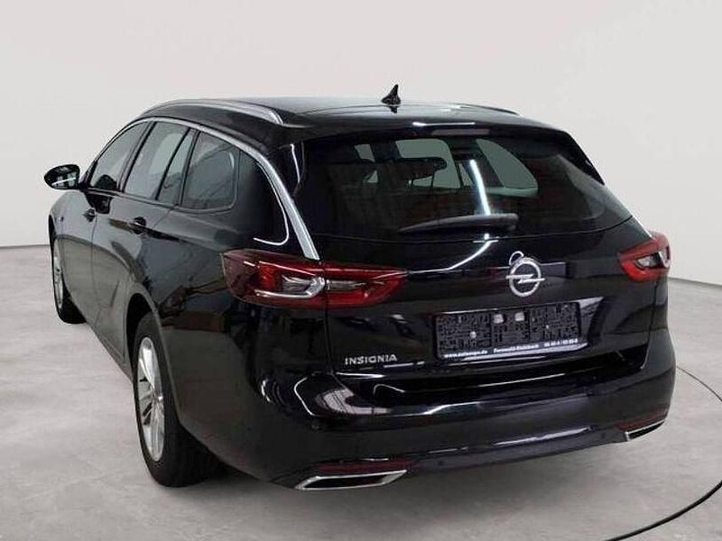 Gebraucht Opel Insignia Business 174 PS (127 kW) 2022 Diamant schwarz metallic Kombi