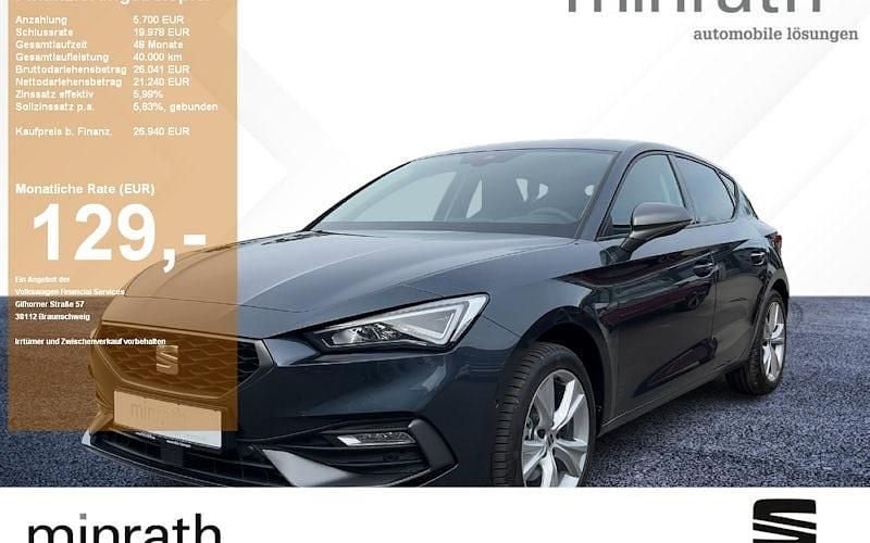Grau Gebraucht 2024 Seat Leon FR Limousine | 26.940 € (Guter Preis) - Bild 1/4