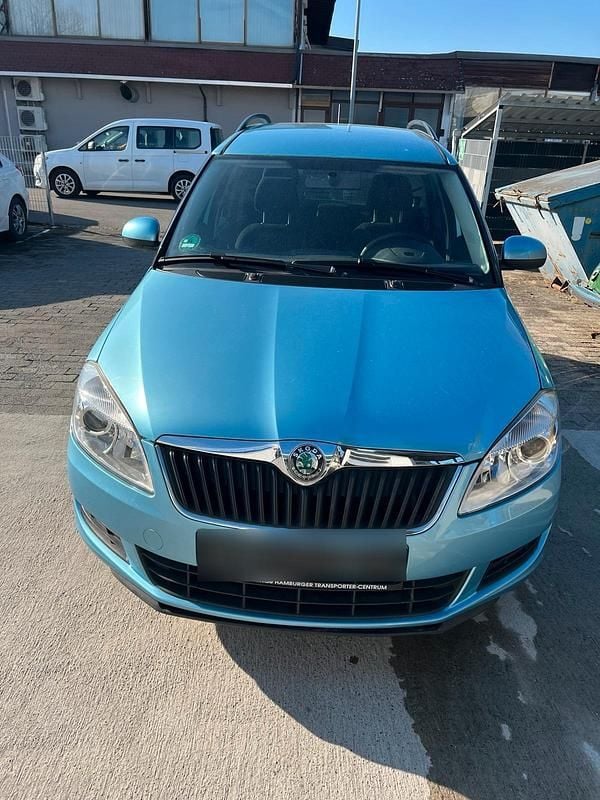 Gebraucht Skoda Roomster 84 PS (61 kW) 2011 Blau Van / Kleinbus