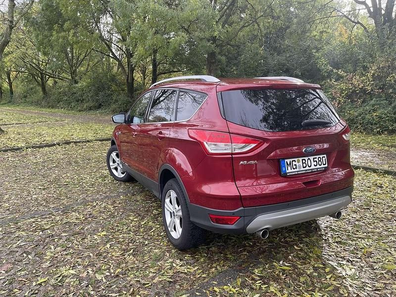 Gebraucht Ford Kuga Titanium 150 PS (110 kW) 2016 SUV