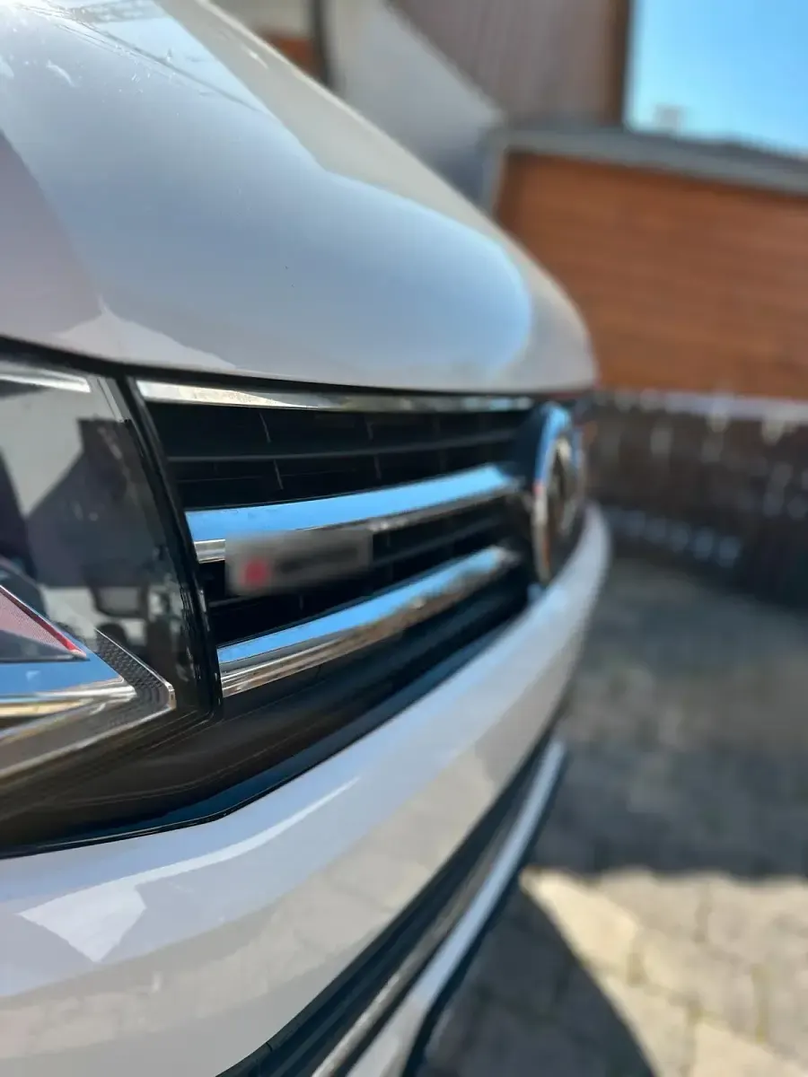 Gebraucht VW Multivan 204 PS (150 kW) 2016 Weiß Van / Kleinbus