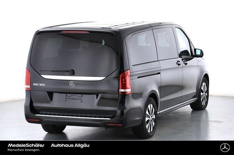 Gebraucht Mercedes EQV300 150 kW (204 PS) 2022 Schwarz Van / Kleinbus