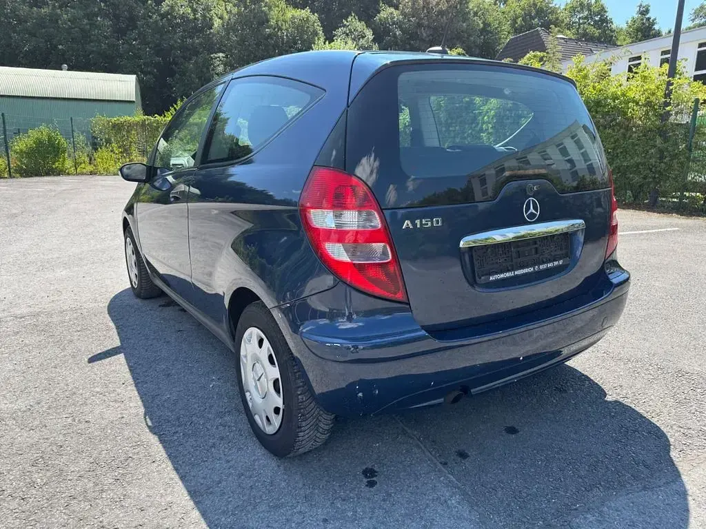 Gebraucht Mercedes A150 Elegance 95 PS (69 kW) 2004 Blau Limousine