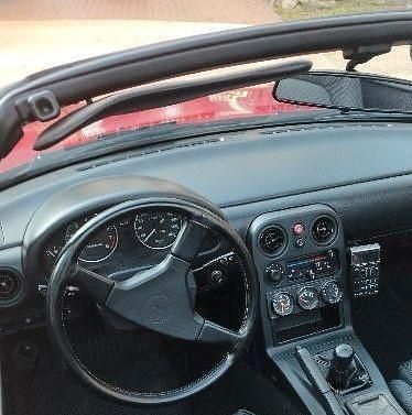 Gebraucht Mazda MX5 116 PS (85 kW) 1990 Rot Cabrio