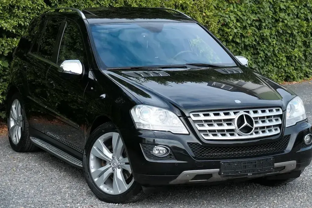 Gebraucht Mercedes ML350 224 PS (164 kW) 2009 Schwarz SUV