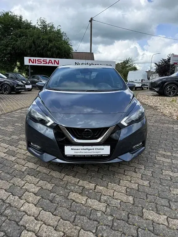 Gebraucht Nissan Micra Tekna 92 PS (67 kW) 2022 Grey titanium Kleinwagen