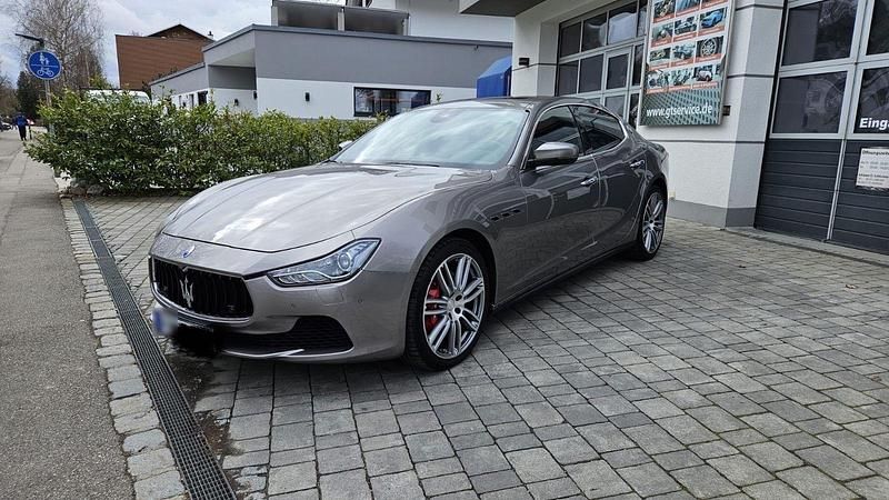 Gebraucht Maserati Ghibli 409 PS (300 kW) 2017 Grau Limousine